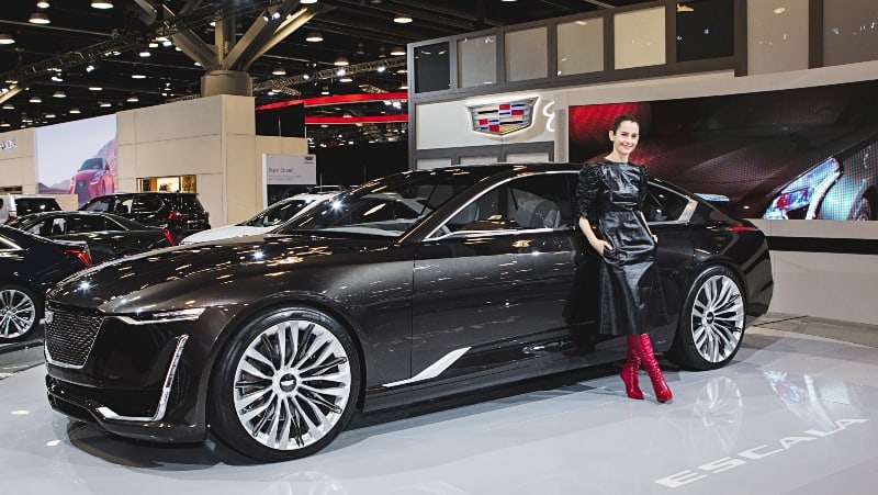 EcoLux☆Lifestyle: Celebrity Stylist Karla Welch Cruises in With the Cadillac Escala Concept