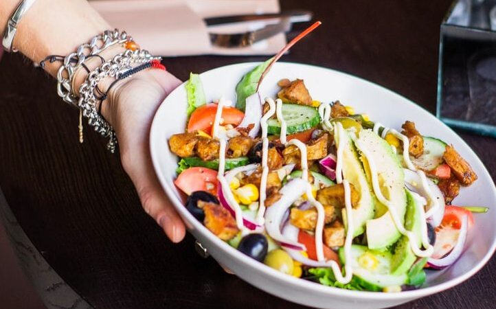 EcoLux☆Living: 5 Big Bowls: Vancouver’s Salad Crafters Are Ready for Summer