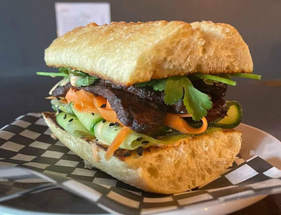 bad apple, best sandwich in vancouver, top 5, vegan, plantbased eating, health lifestyle, support small business, shopbclocal, vancouver, bc, vancity, helen siwak, ecoluxliving