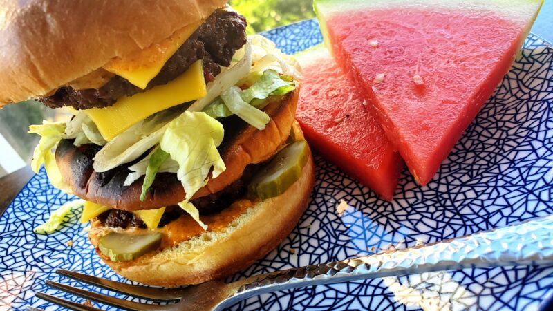 Perfecting the Patio Picnic with Ecofriendly Drinks, Burgers & Grill