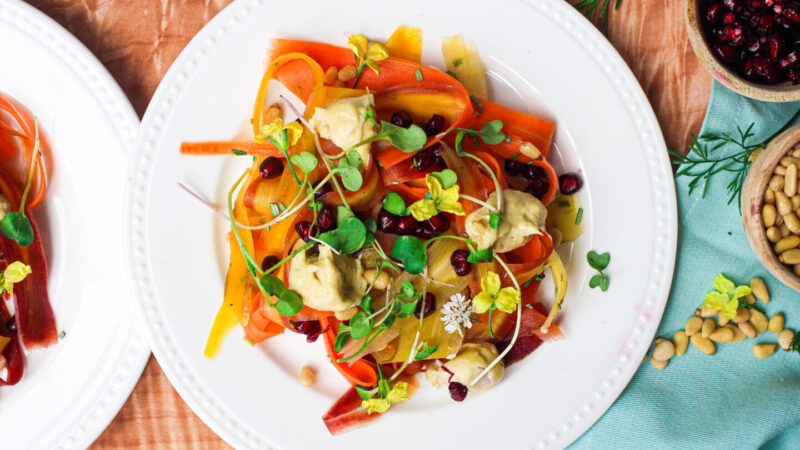 #SusanCooksVegan: Beautiful Vegan Rainbow Carrot Salad
